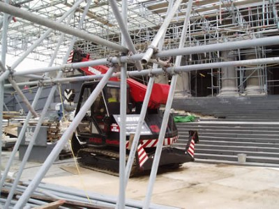 mini crawler St Pauls Cathedral London
