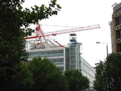 Sparrow rooftop crane