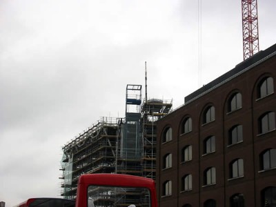 Sparrow rooftop crane hire