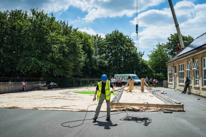 Sparrow Lifts World's Largest Jute Bag