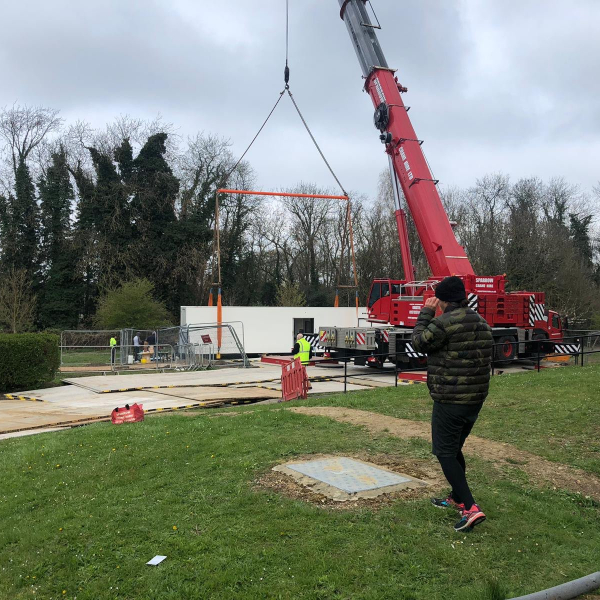 Sparrow crane lift BHR hospitals