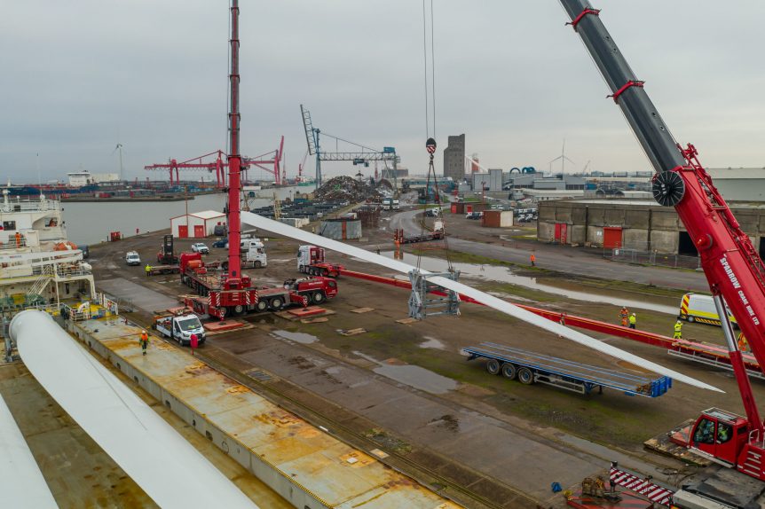 Crane lift Avonmouth docks Bristol