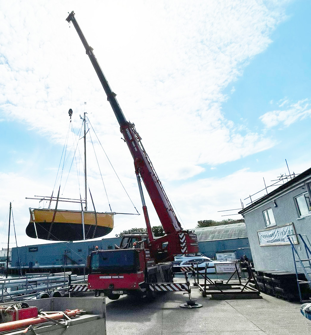 boat crane lift Plymouth