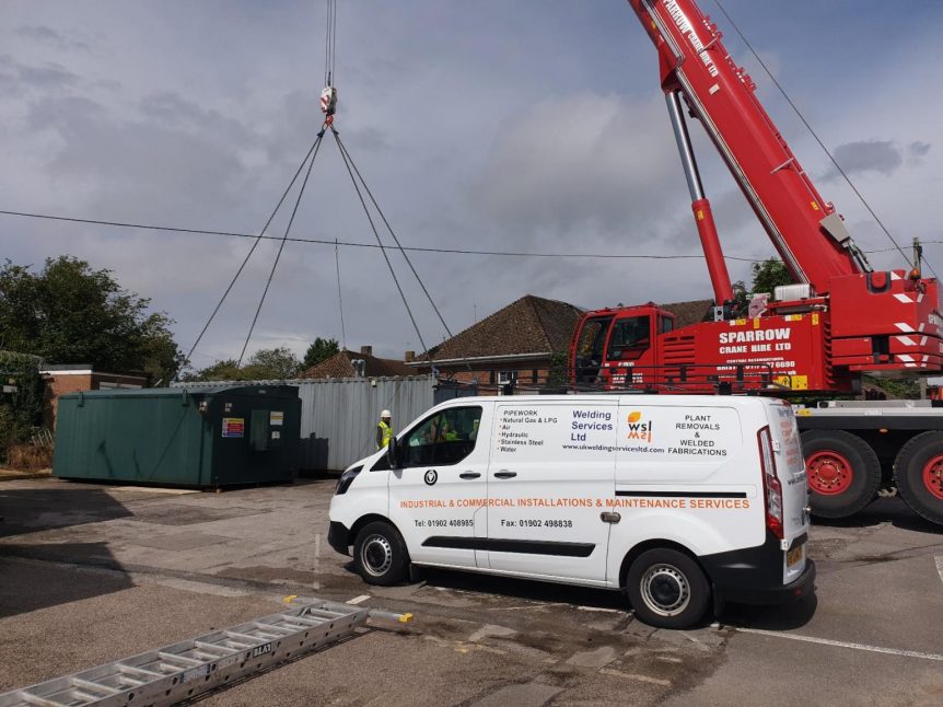 shipping container crane lift