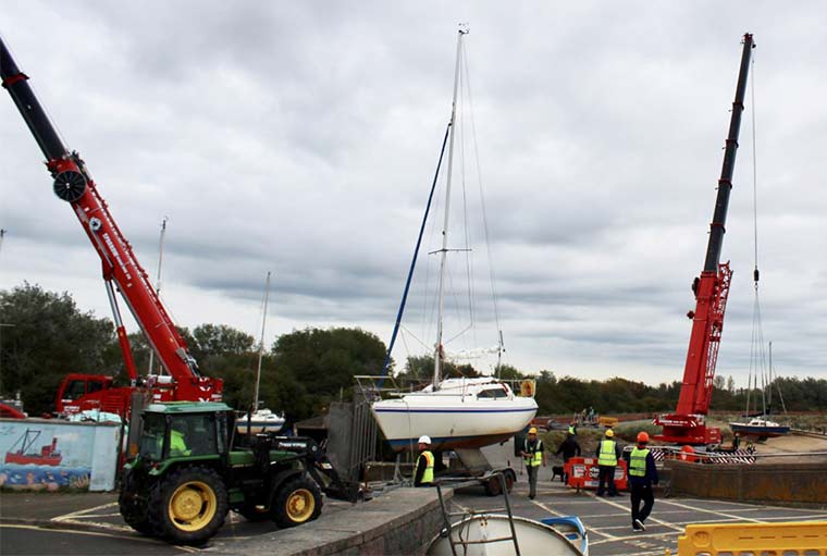 boat crane lift marine