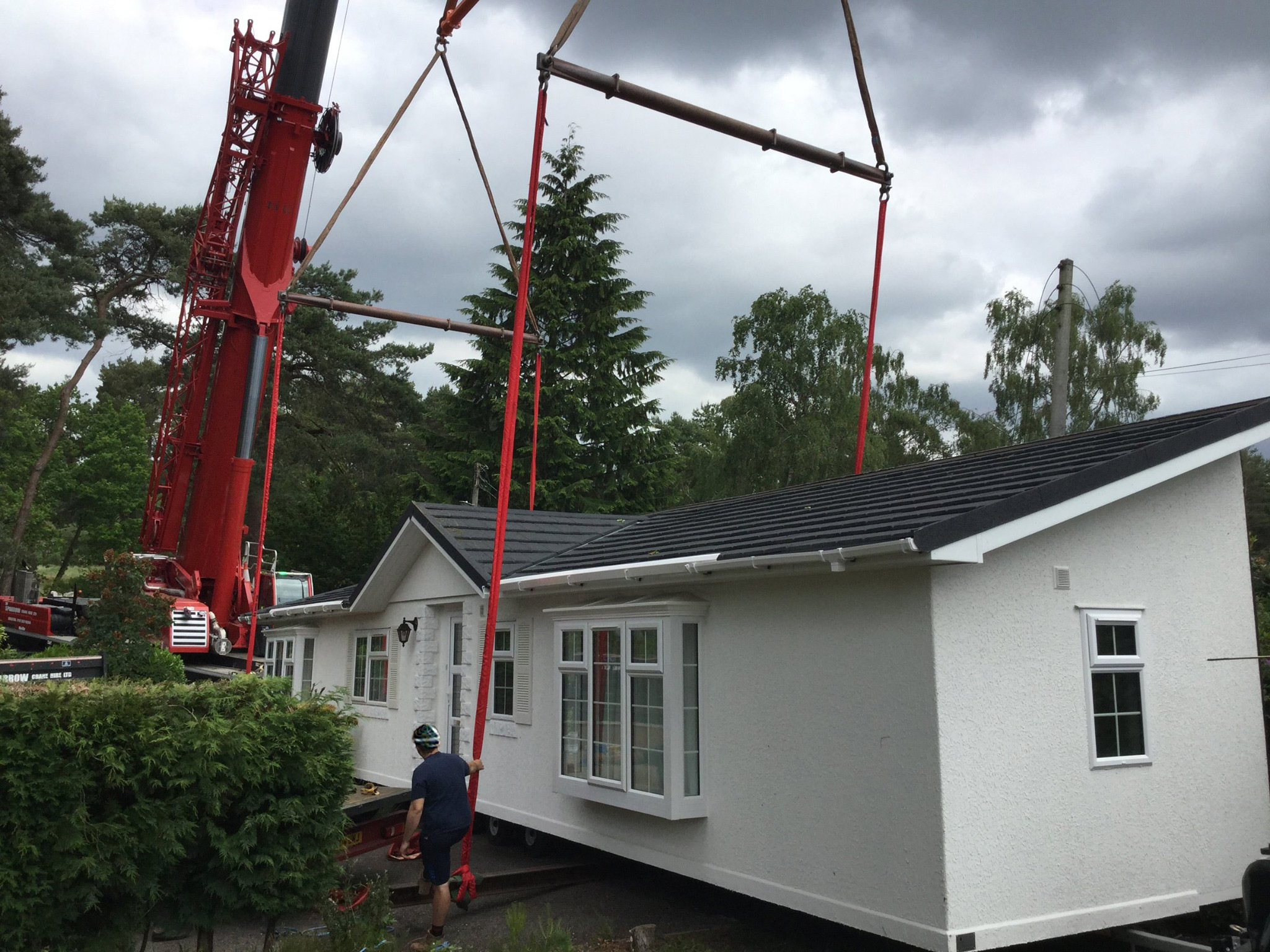 Caravan Crane Lift Sparrow Crane Hire