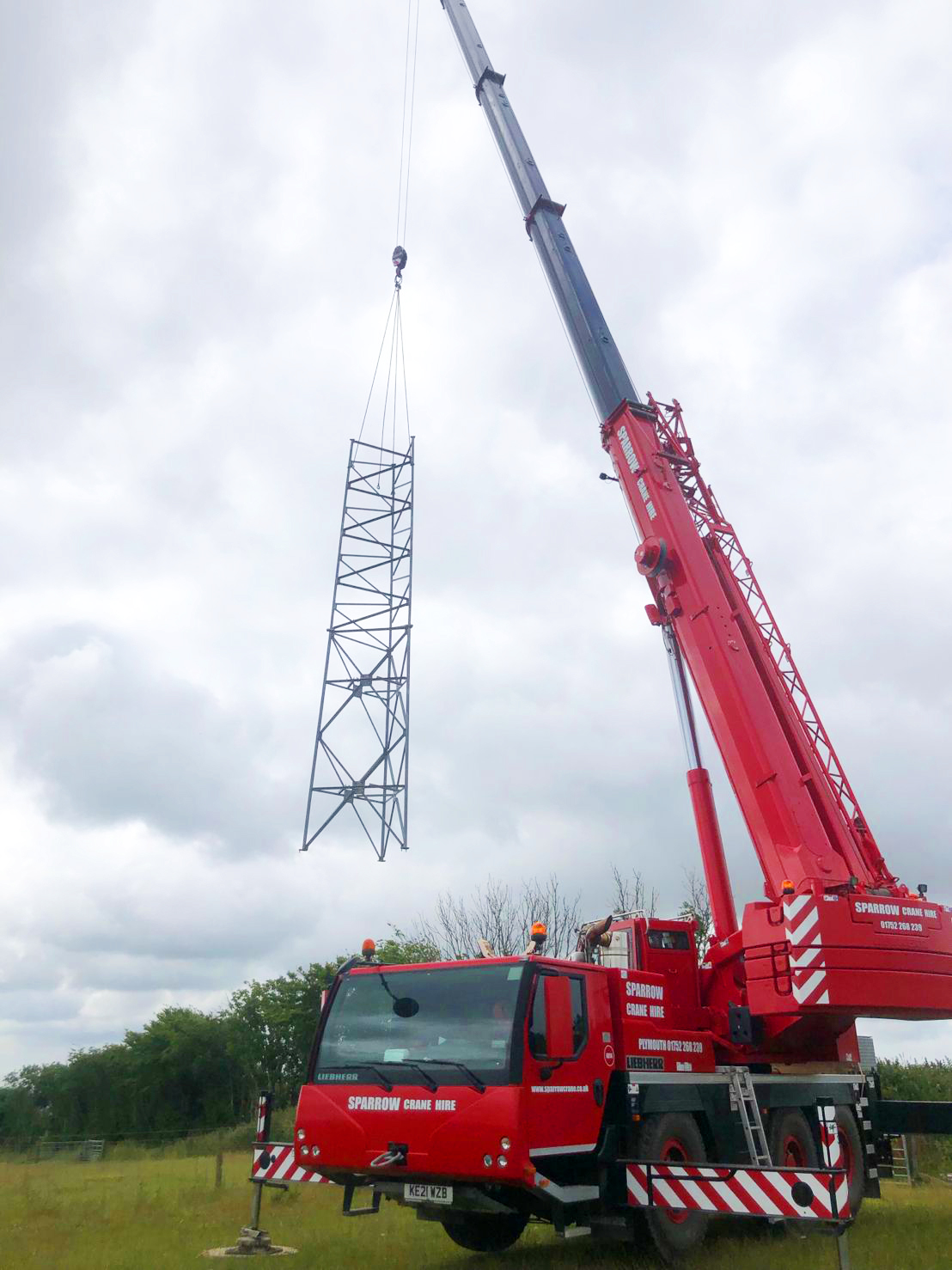 What is a mobile crane? Sparrow Crane Hire