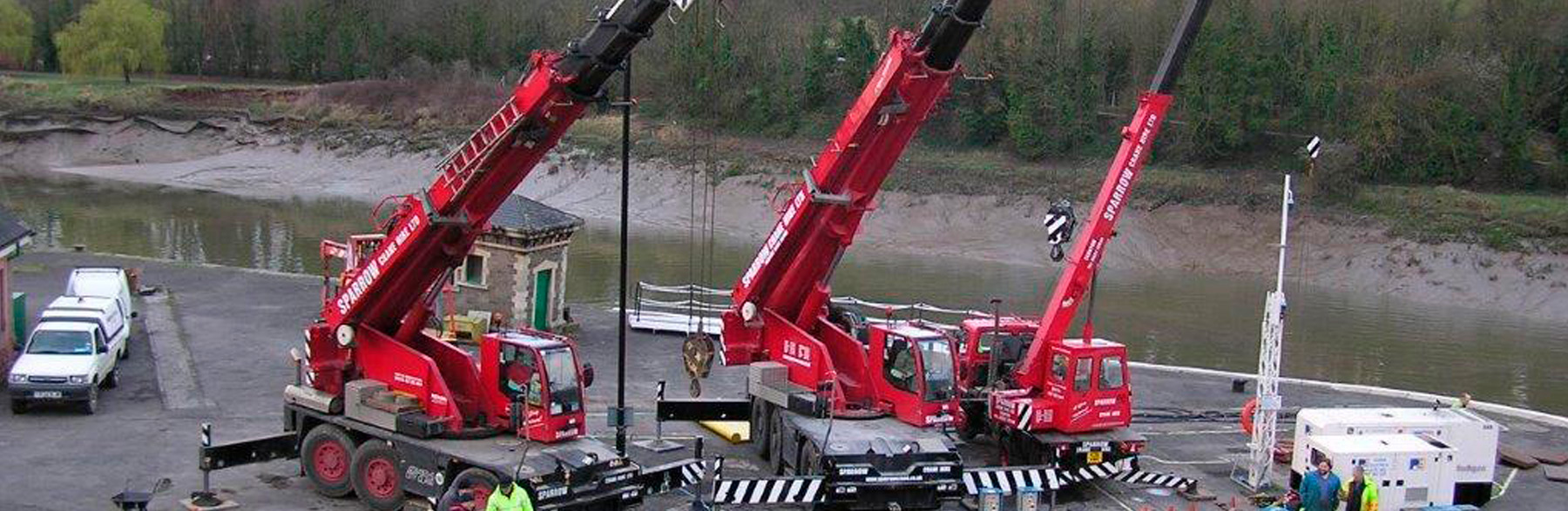 sparrow crane hire crane harbour lift