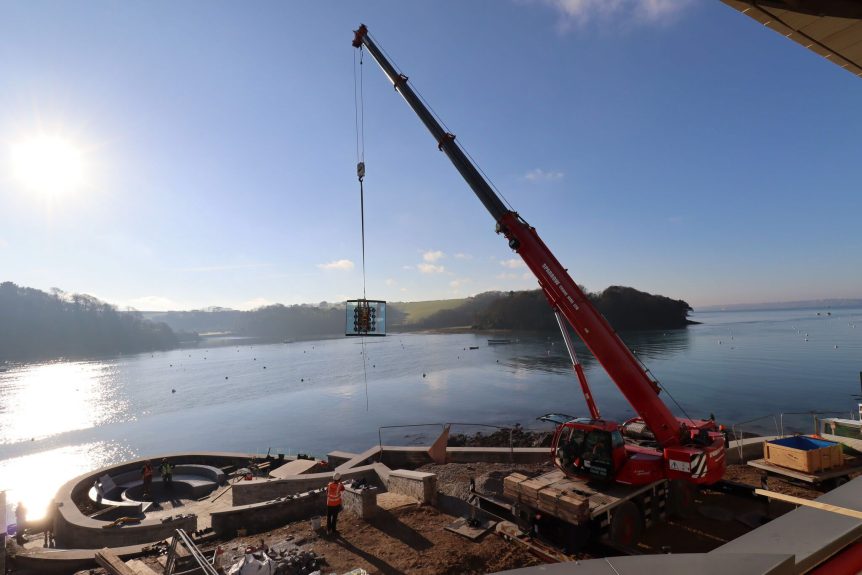 crane lift St Mawes
