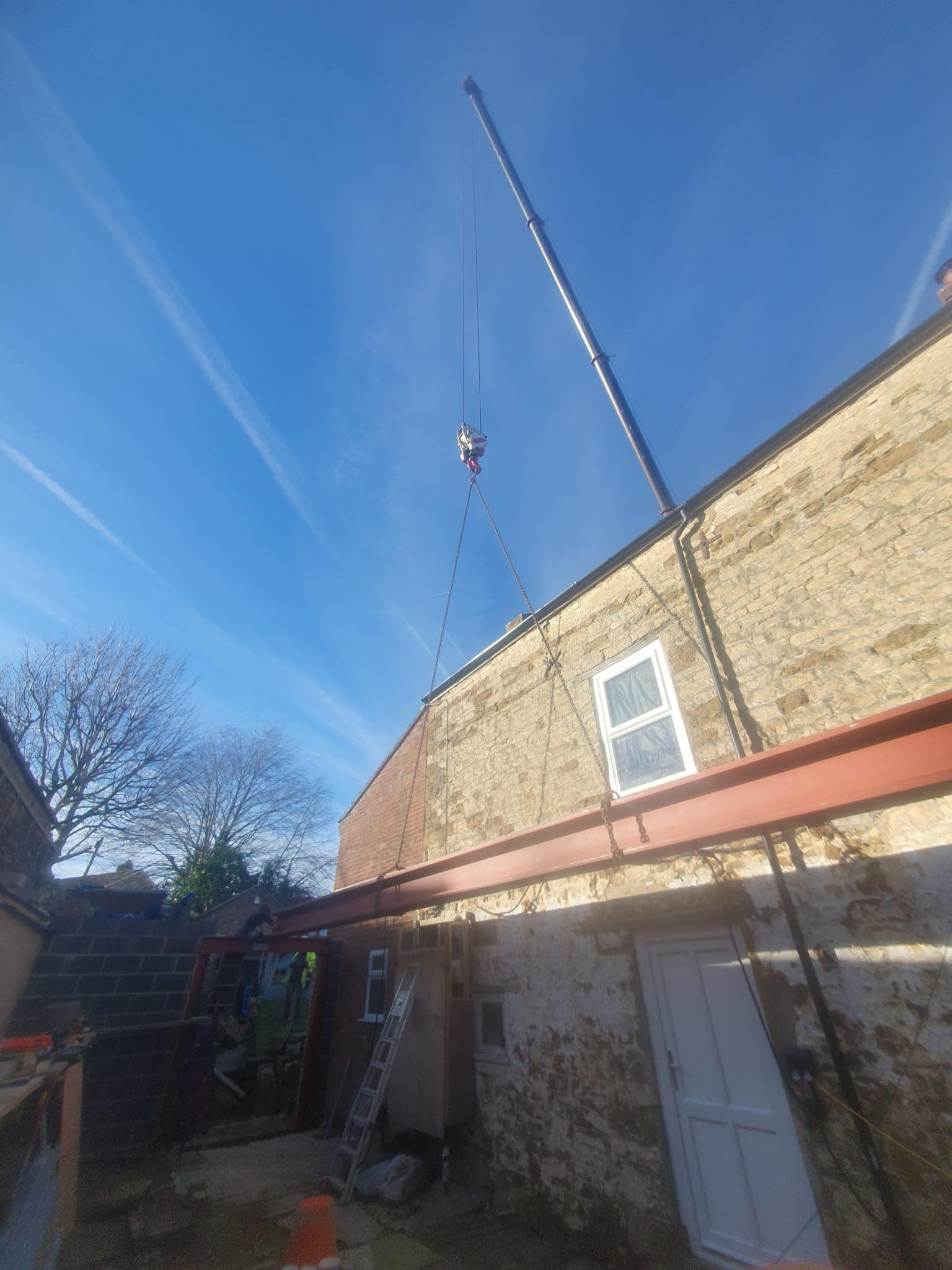 crane hire for steel beams