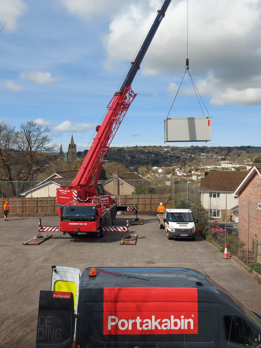 Liebherr LTM1060 3.1 Crane Hire
