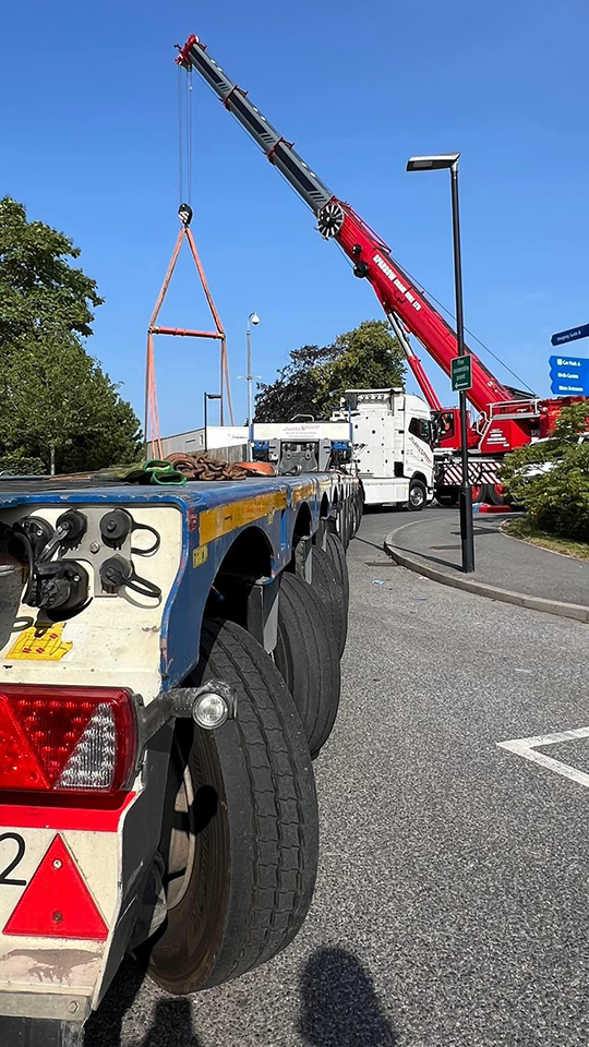 Cossham crane lift