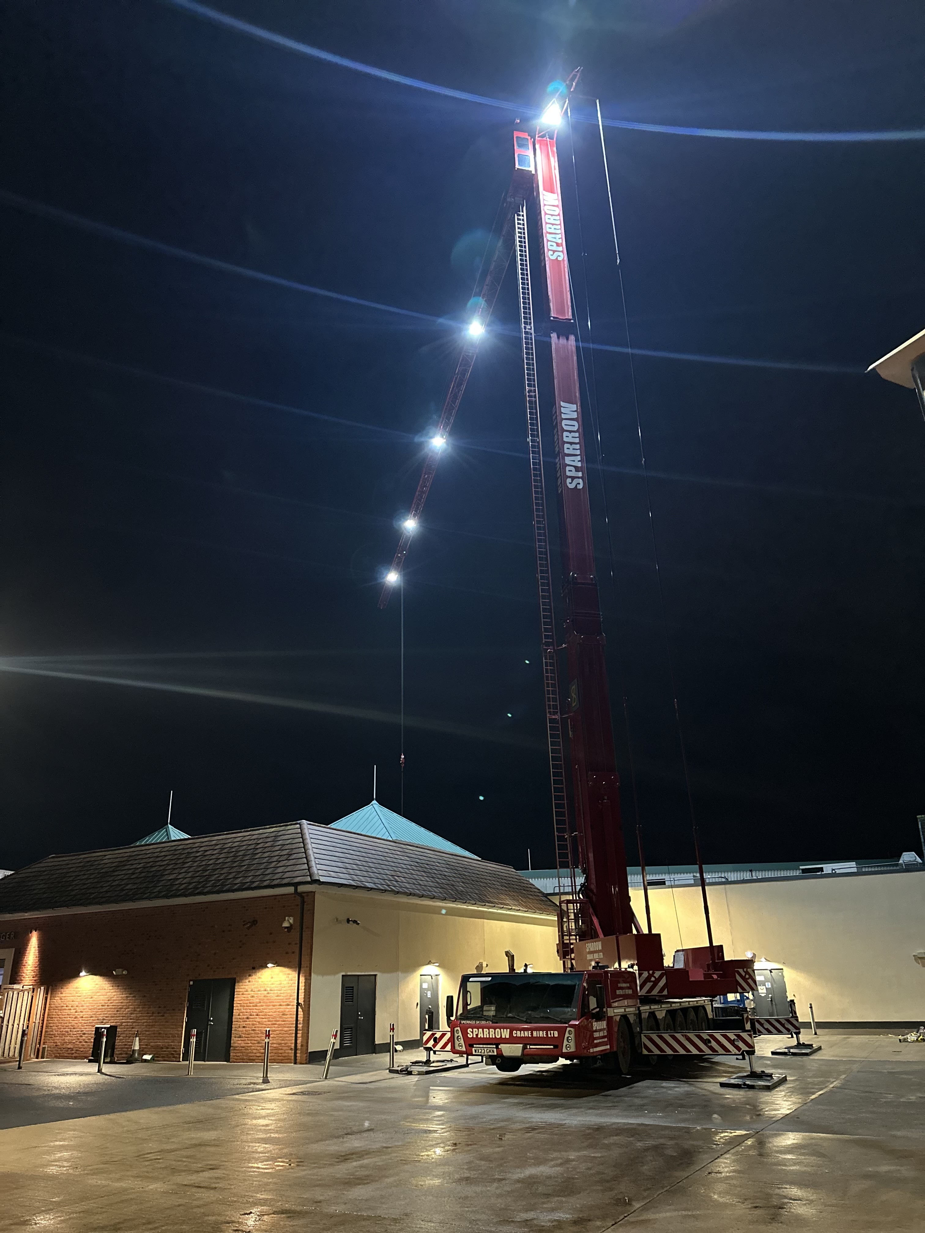 crane hire McArthur Glen Designer Outlet