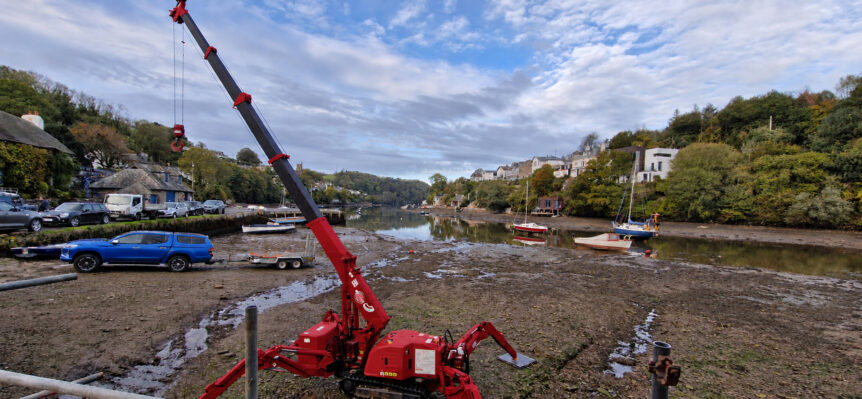 Maeda mc285-spider crane Noss Mayo Devon