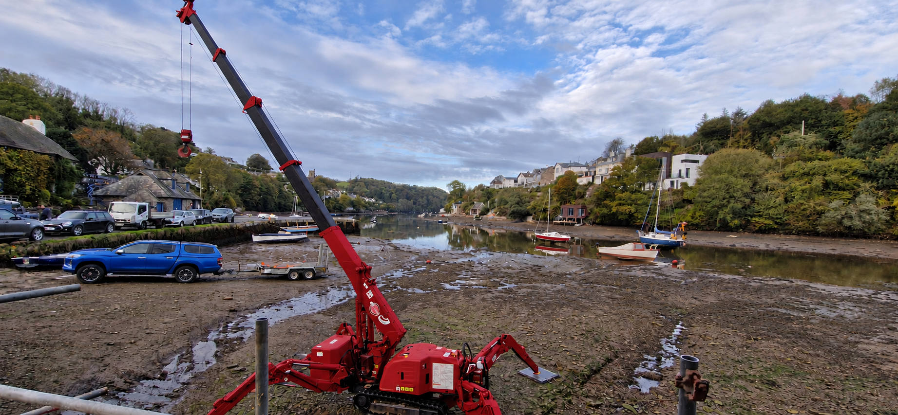 Maeda mc285-spider crane Noss Mayo Devon